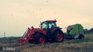 Kubota m9540 & Claas Rollant 44