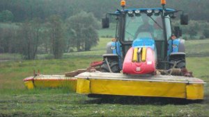 New Holland T5070 & Kosiarki Pottinger