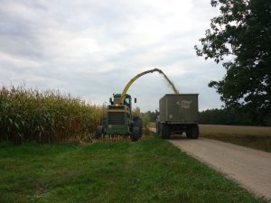 John Deere 6750 i Fliegl Gigant ASW 268