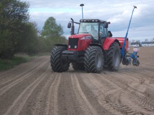 Massey Ferguson 7495