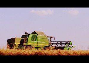 John Deere W650