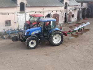 New Holland TS125A & Kverneland EM 100