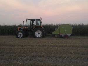 Renault 110-54 + Claas Rollant 44