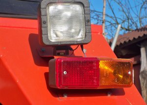 Ursus c-330 dodatkowe oświetlenie