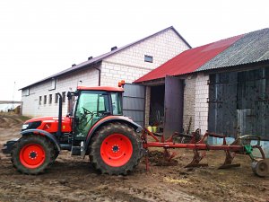 Kubota M9960 + Fraugde 3+1