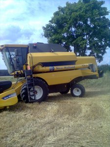 New Holland TC 5070