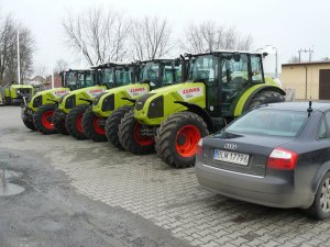 Claas Axos 320x4