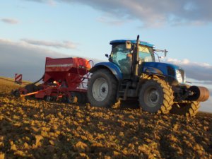 NewHolland T6070PC + Horsch Pronto 3DC