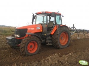 Kubota M128X