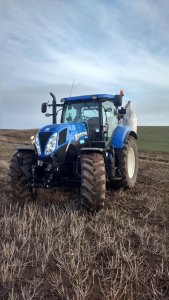 New Holland t7.200