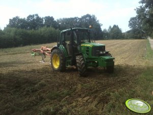 John Deere 6130