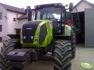 Claas Axion 810