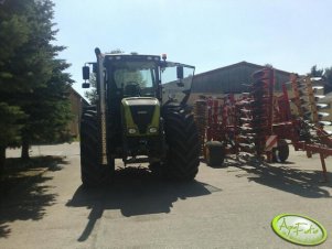 Claas Xerion + agregat talerzowy