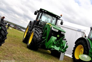 John Deere 8360R