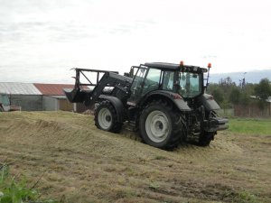 Valtra N101