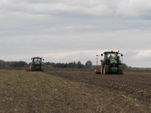 John Deere 7290R i John Deere 6150R