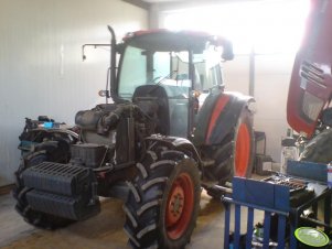 Kubota M9540