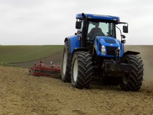 New Holland T7530 + Expom Tornado