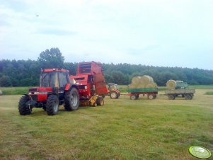 Case IH 844XL i New Holland 644