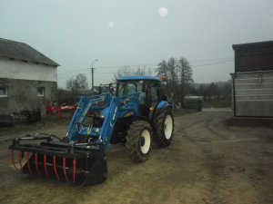 New Holland TD5030