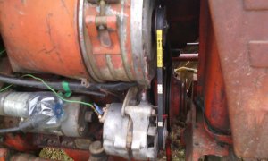 Alternator od Opla w T25