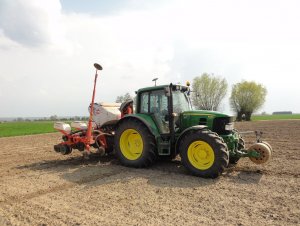 John Deere 6230P i Kuhn Maxima2 TI