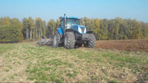 New Holland T7040 & Overum