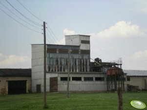 Elewator (zabudowane silosy)