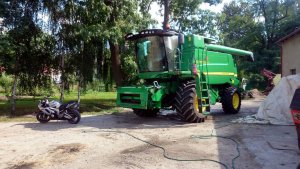 John Deere W540