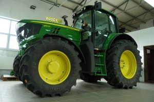 John Deere 6150M