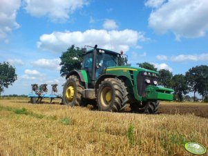 John Deere 8330 + Lemken