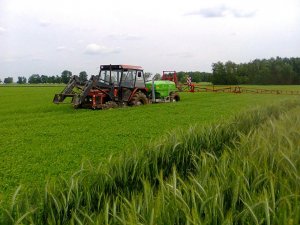 Agros 1600 L belka 15 m + Zetor 3340