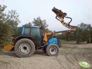 Valtra 6750 + wibrator