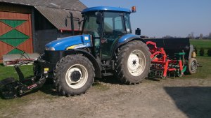 New Holland TD5050 + AgroMasz + Poznaniak