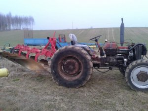 Massey Ferguson 253A i Kverneland Hydrein 4x40