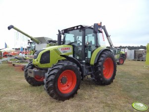 Claas Arion 430.