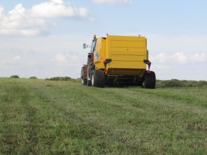 New Holland BR6090  Crop Cutter
