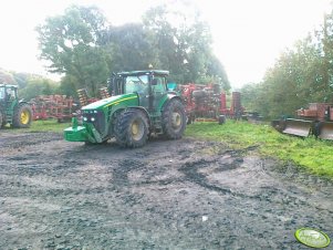 JD 8345r + Vaderstad Cultus