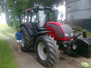 Valtra N111e hitech