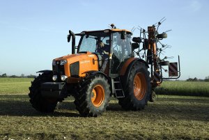 Kubota M128GX II z przetrzasaczem Kubota