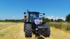 New Holland T7070 Blue Power