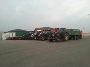 Valtra n113 n111 n142 t162