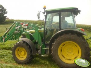 John Deere 5090M