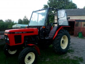 Zetor 7211