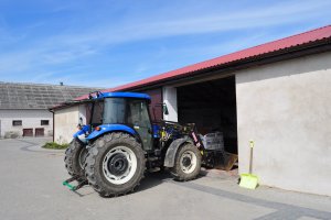 New Holland TD80D