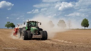 Fendt Favorit 824 + Vaderstad Rapid 400S