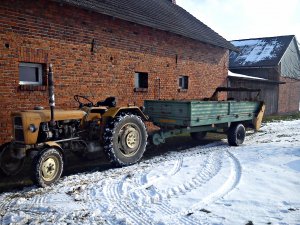 Ursus C-330 + Agromet  3.5 t