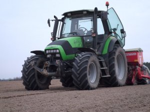 Deutz-Fahr Agrotron 130 + Siewnik GASPARDO