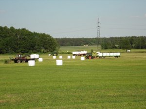 JD 5R, Claas Axos, MTZ