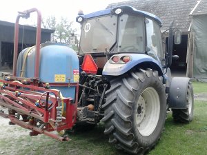 New Holland T4.65